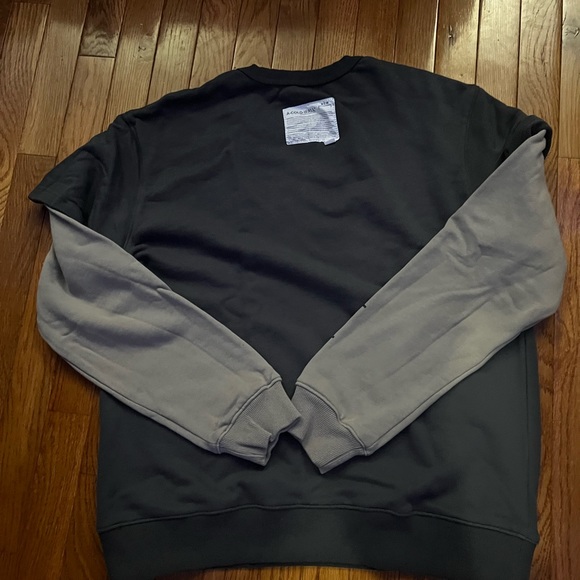 ACW sweatshirt - Picture 3 of 3